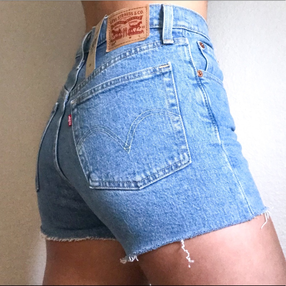 Levi’s 501 High Rise Shorts (25)